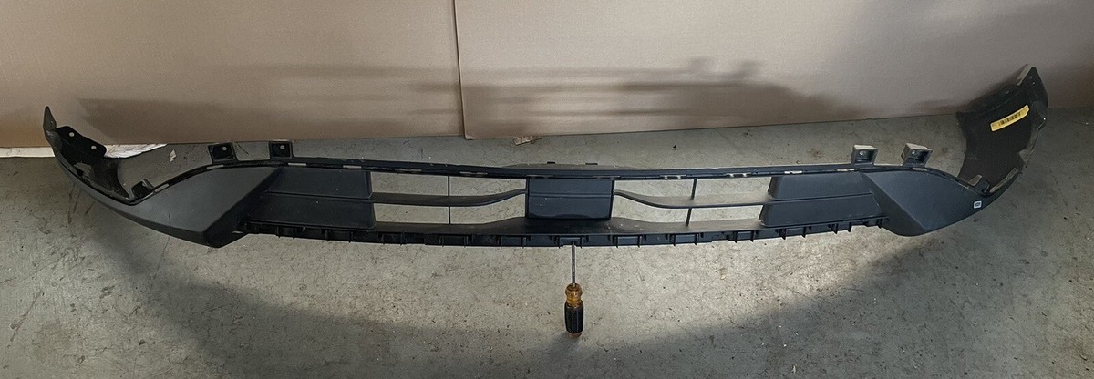 2020 2021 2022 FORD ESCAPE Front Bumper Lower Cover Valance LJ6Z