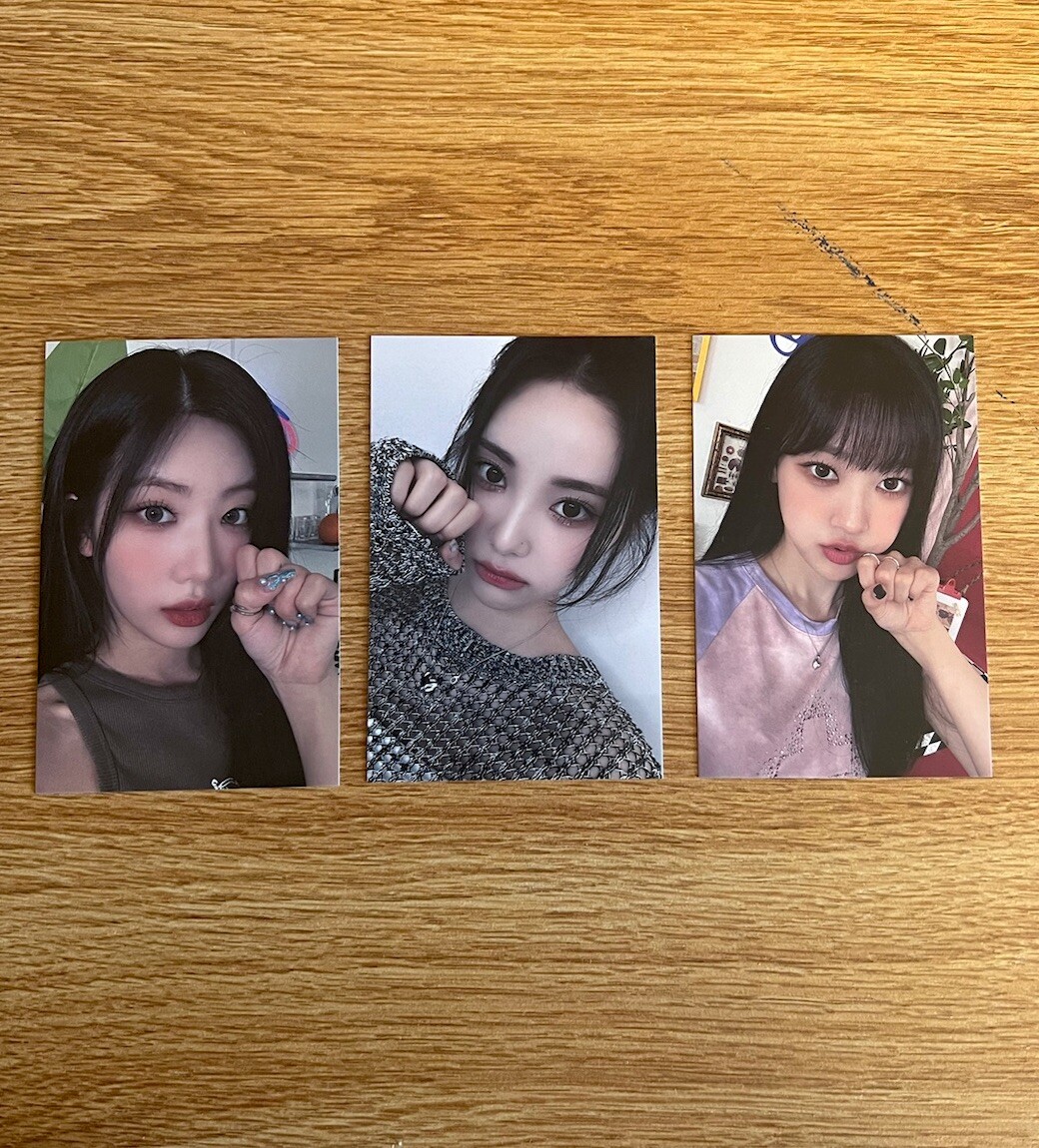 LOONA ODD EYE CIRCLE ARTMS Version Up Dear My Muse POB Photocard