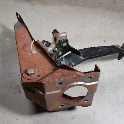 84-86 Nissan 300ZX Z31 Manual Gas + Brake Pedal Assemblies VG30 5