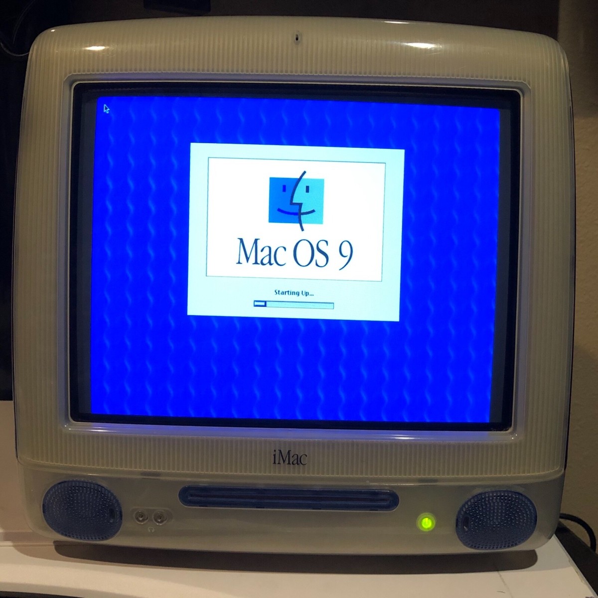 iMac M5521 Blueberry Blue Indigo Apple Macintosh G3 Computer