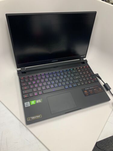 Gigabyte GB-BXi5-4200 Mini PC (i5, 256GB SSD, 8GB DDR3, NO OS