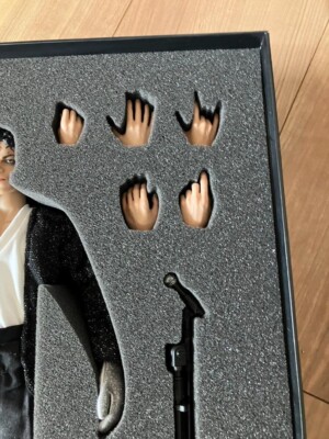 Hot Toys Michael Jackson Billie Jean 1/6 History Tour Figure Used