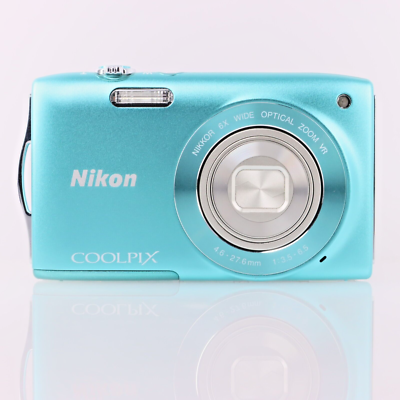 Nikon Coolpix S3300 Digital Camera Mint Green 6x zoom Lens Japan