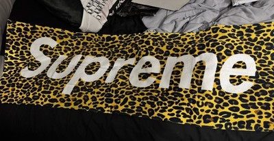 Supreme Book Vol 1 2005 Magazine Look Book w/ Box Logo Stickers