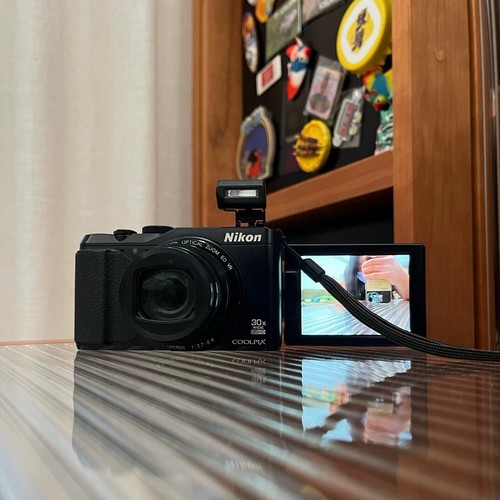 Nikon COOLPIX S9900 Digital Camera w/30x Optical Zoom -90%NEW