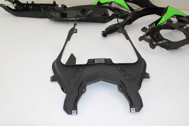 19-23 NINJA ZX6R 636 REAR SUBFRAME SUB FRAME WITH UNDER TAIL