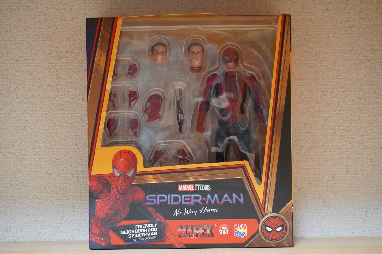 MAFEX No.241 Friendly Neighborhood Spider-Man Spider-Man: No Way
