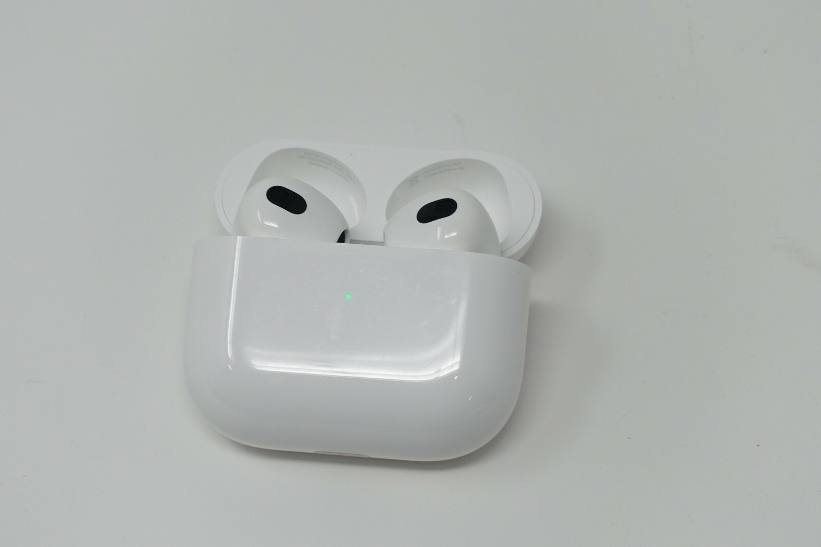 Apple AirPods 3rd Generation A2566 White Wireless In-Ear