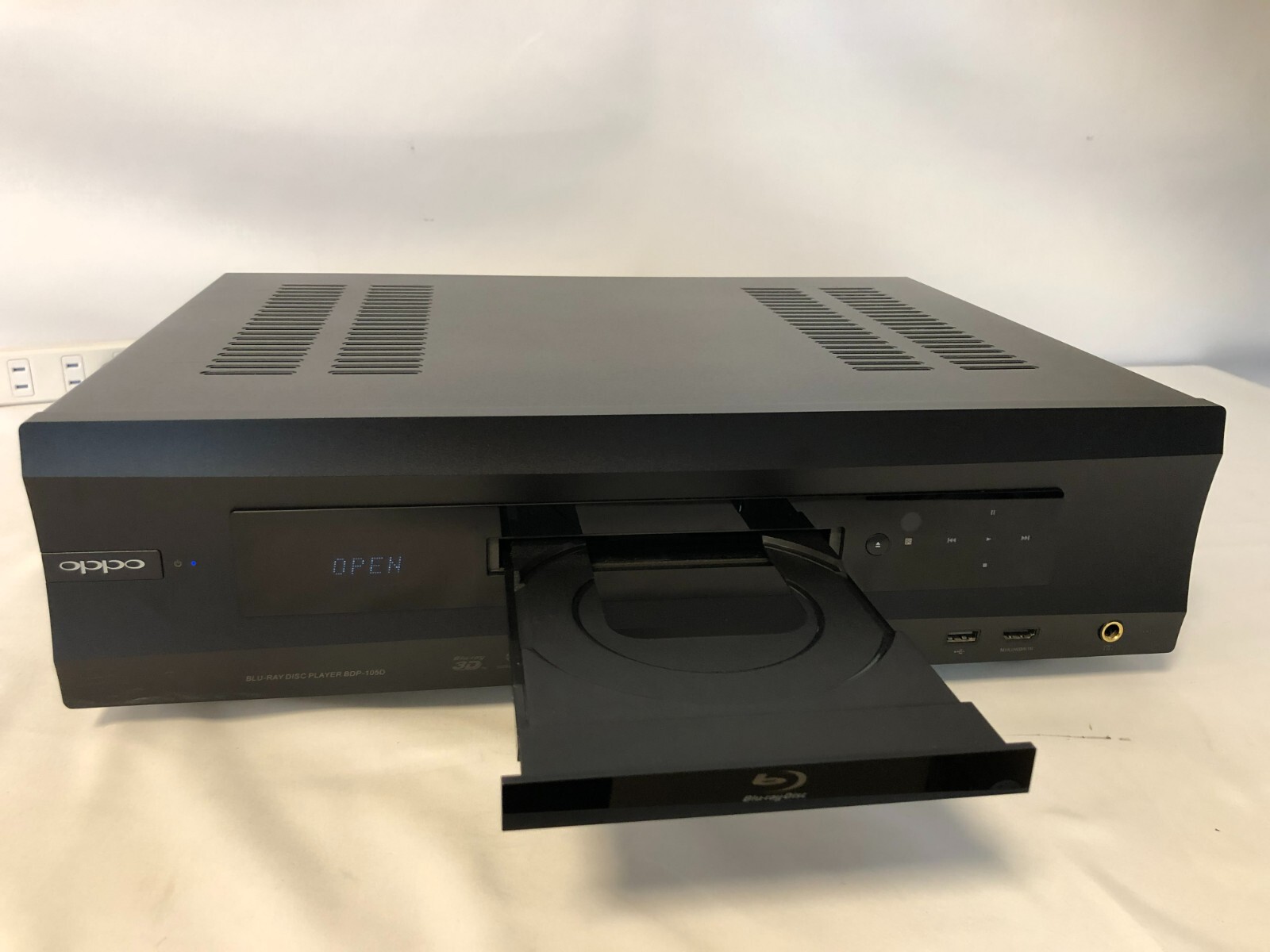 Oppo BDP-105D JP Multi Format Disc Blu Ray Player w/ Remote Japan