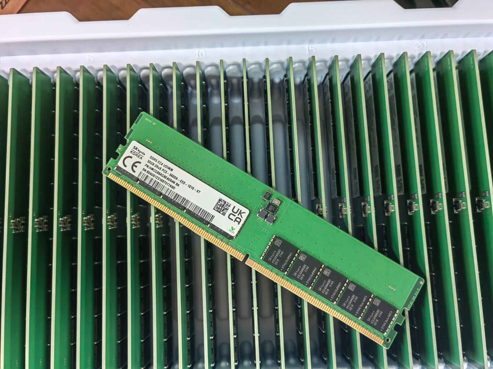 SK Hynix 32GB DDR5 5600 ECC EC4 UDIMM RAM 2Rx8 PC5-5600B-EE0 for