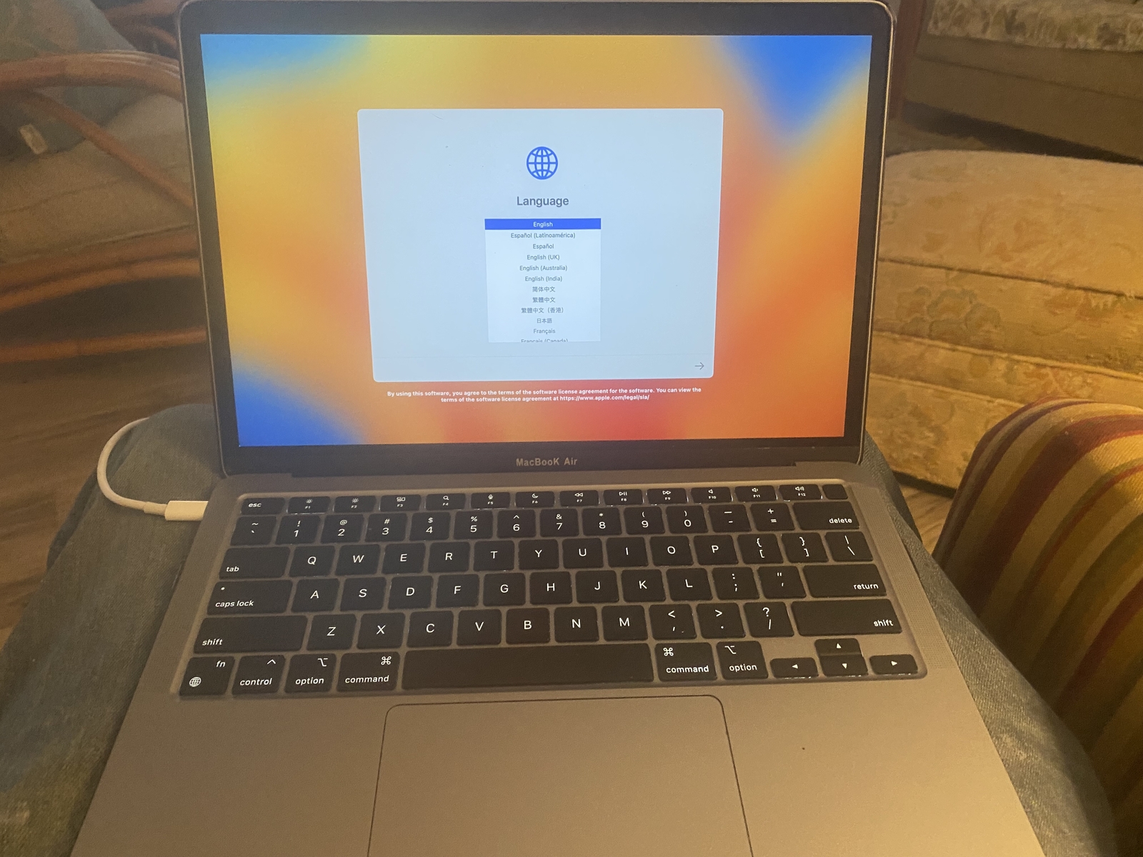 Apple MacBook Air M1 Chip 256GB SSD 8GB 13.3