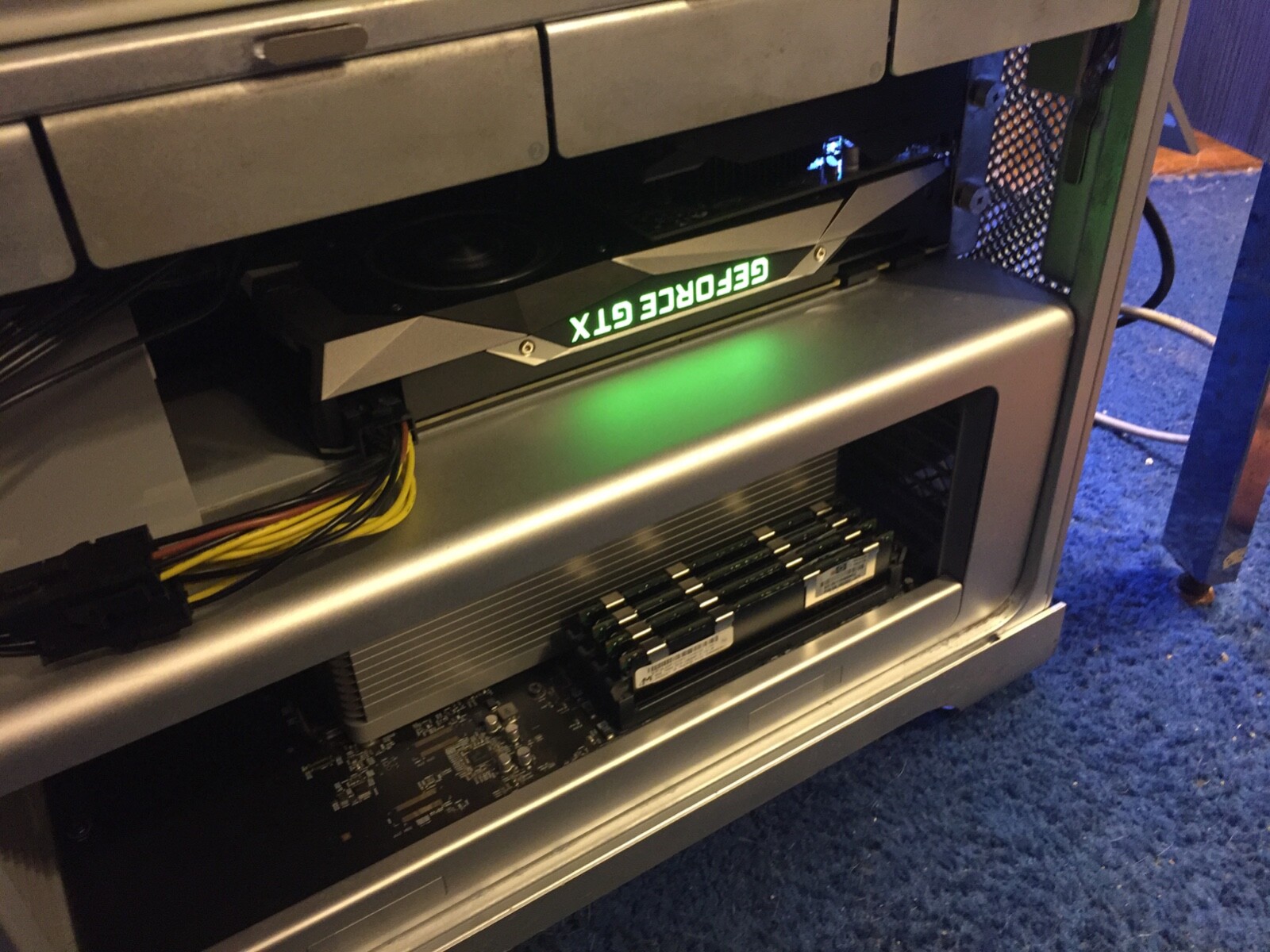 $_32.JPG?set_id=880000500F