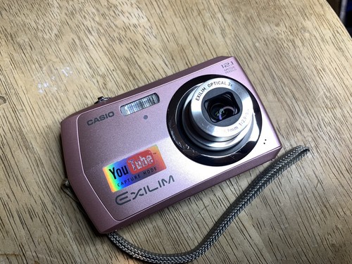 Casio EXILIM EX-Z16 12.1 MP Digital Camera - Pink Rare Tested