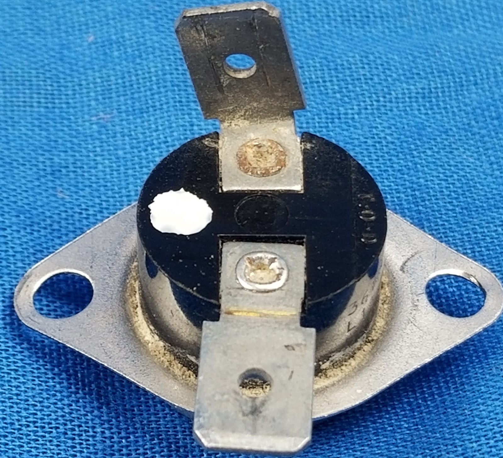 36TR11 ICP Tempstar Limit Switch L130 removd from GNJ100N12A1 ICP