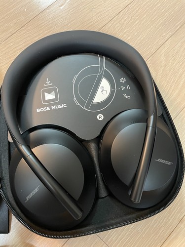 Bose 794297-0100 Noise Cancelling Over-Ear Headphones 700, Black