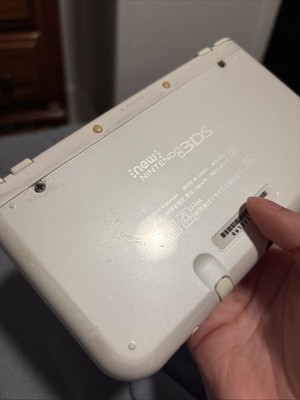 USED Japanese New Nintendo 3DS XL LL PEARL WHITE with all items