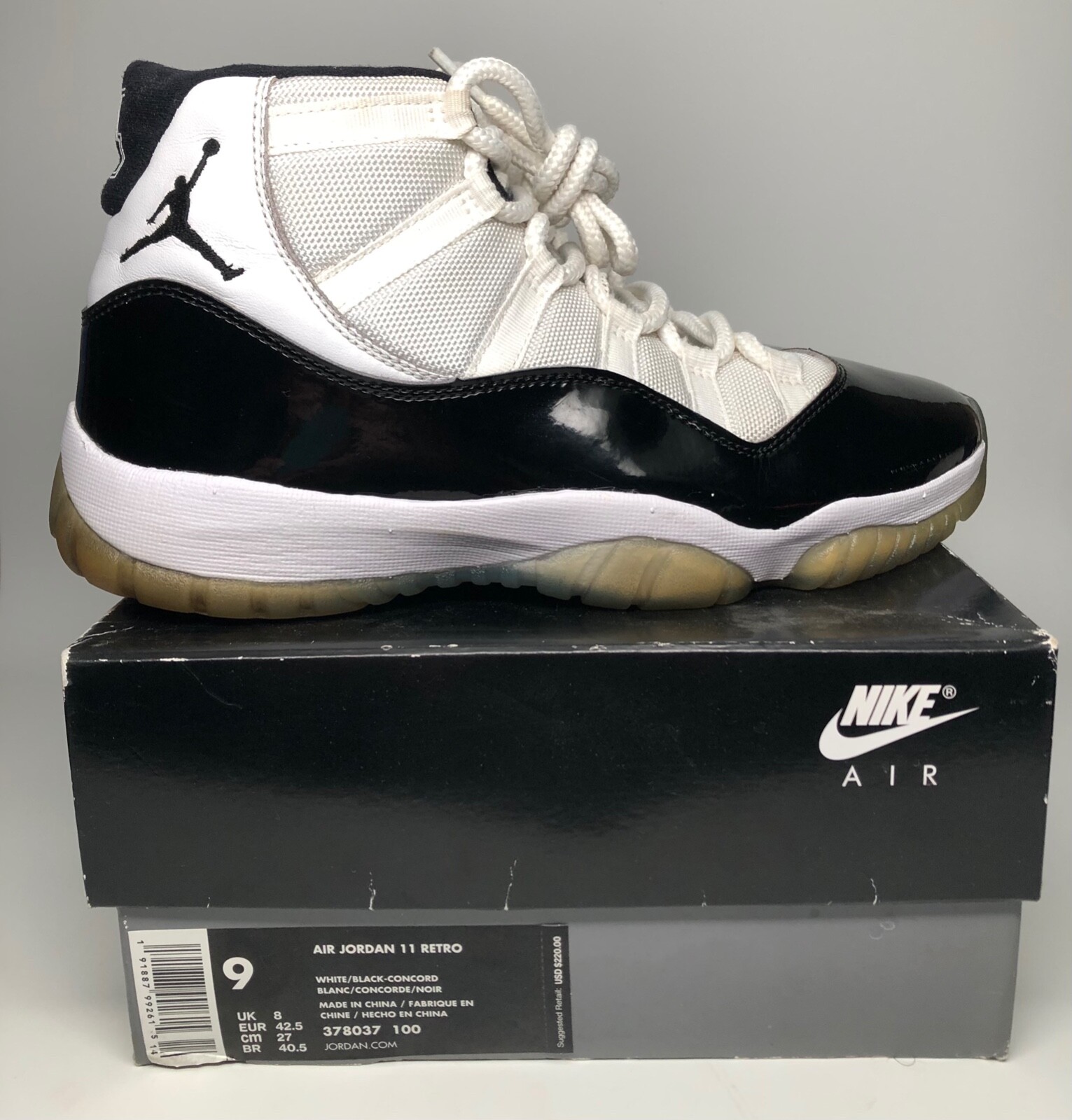 2018 Nike Air Jordan XI 11 Concord Retro Sneaker Size 9 With Box