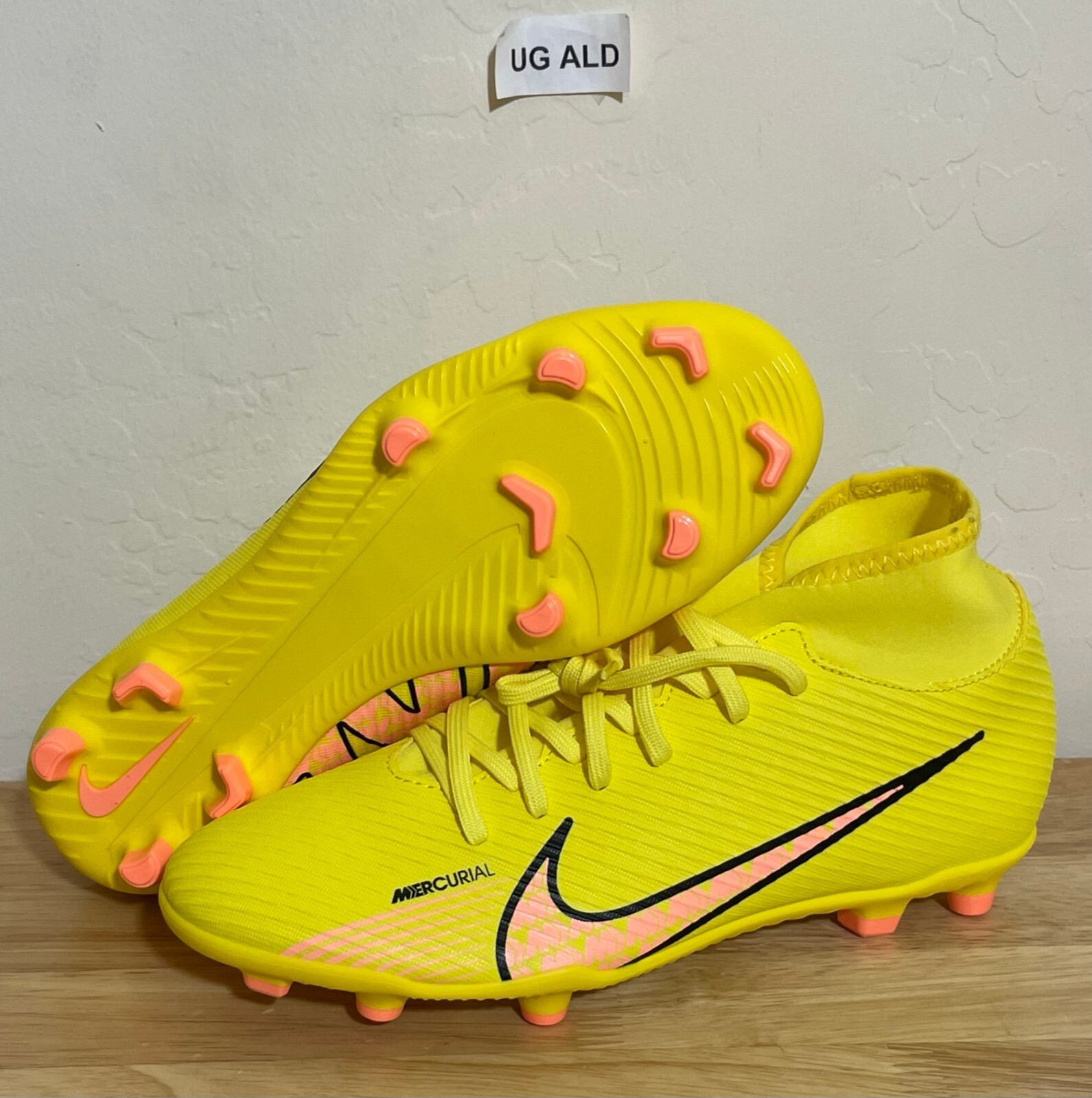 Nike Superfly 9 Club FG/MG Yellow Strike Soccer Cleats Sz Men's