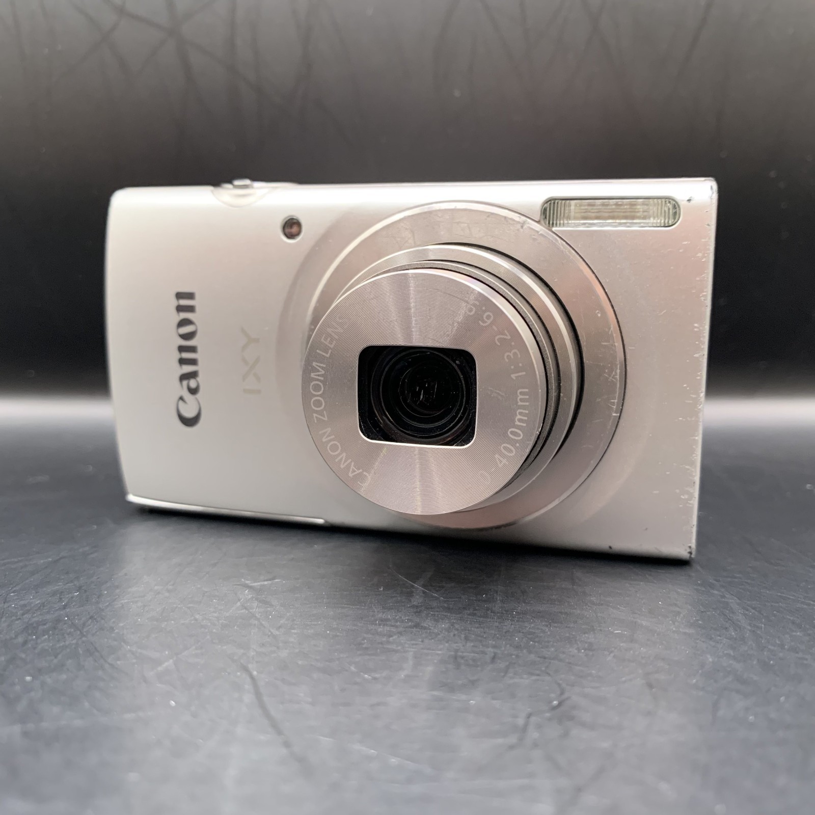 Canon PowerShot ELPH 185 IXY 200 Silver Digital Camera Excellent