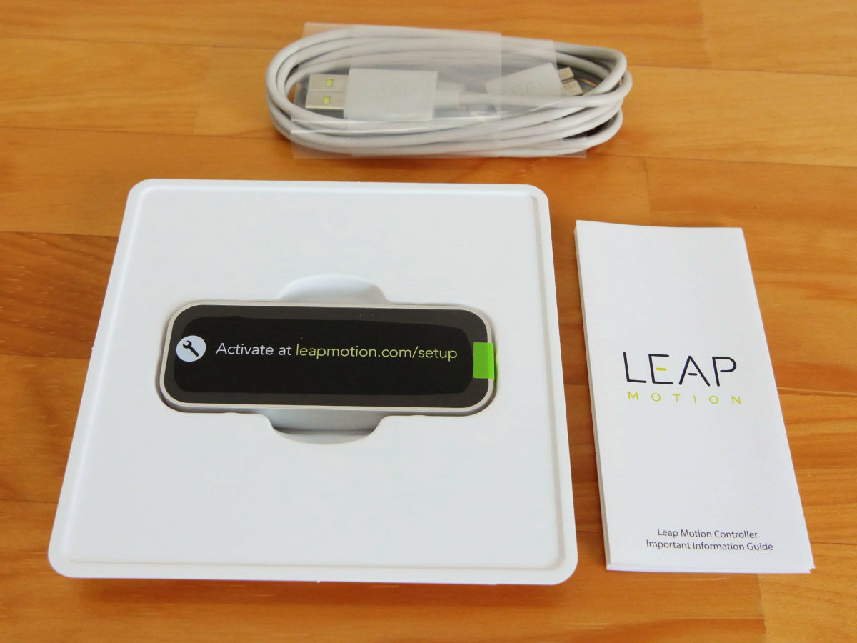 空中で手を動かすジェスチャーだけでパソコンを操作できる「Leap