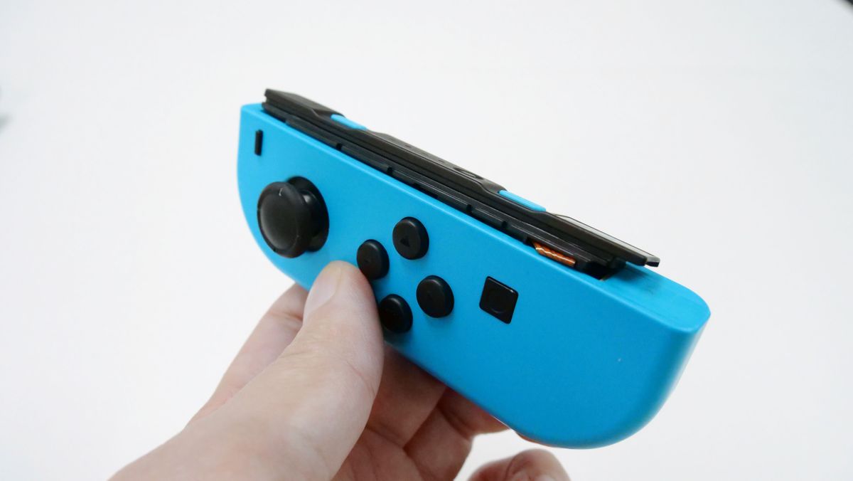 任天堂の公式オンライン修理で保証切れのNintendo SwitchのJoy-Conを