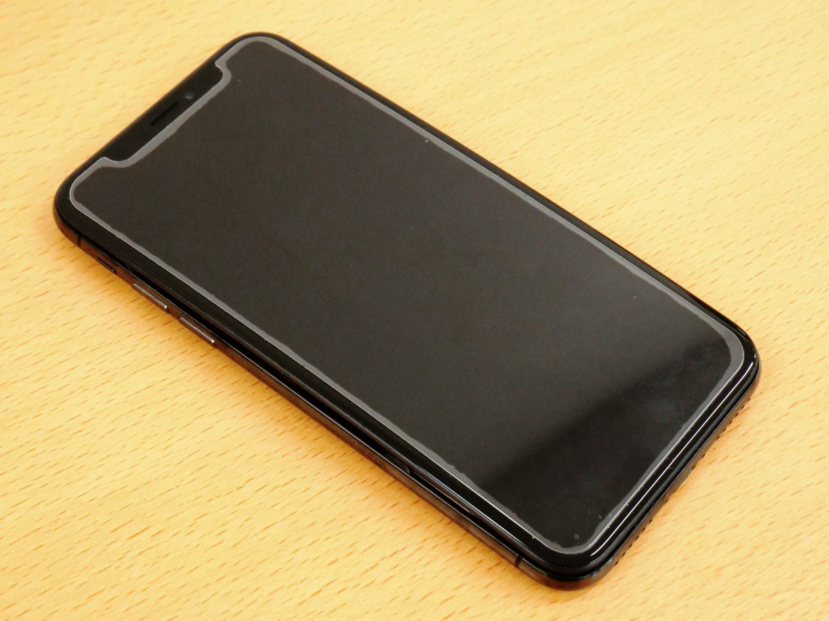 iPhone Xのバッテリーが突然ふくらんで曲がってヤバい状態になったので