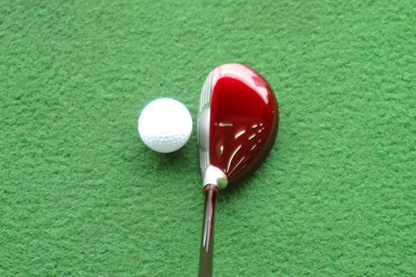 メダルを総なめにした赤シリーズのUT」オノフ フェアウェイ ウィングス