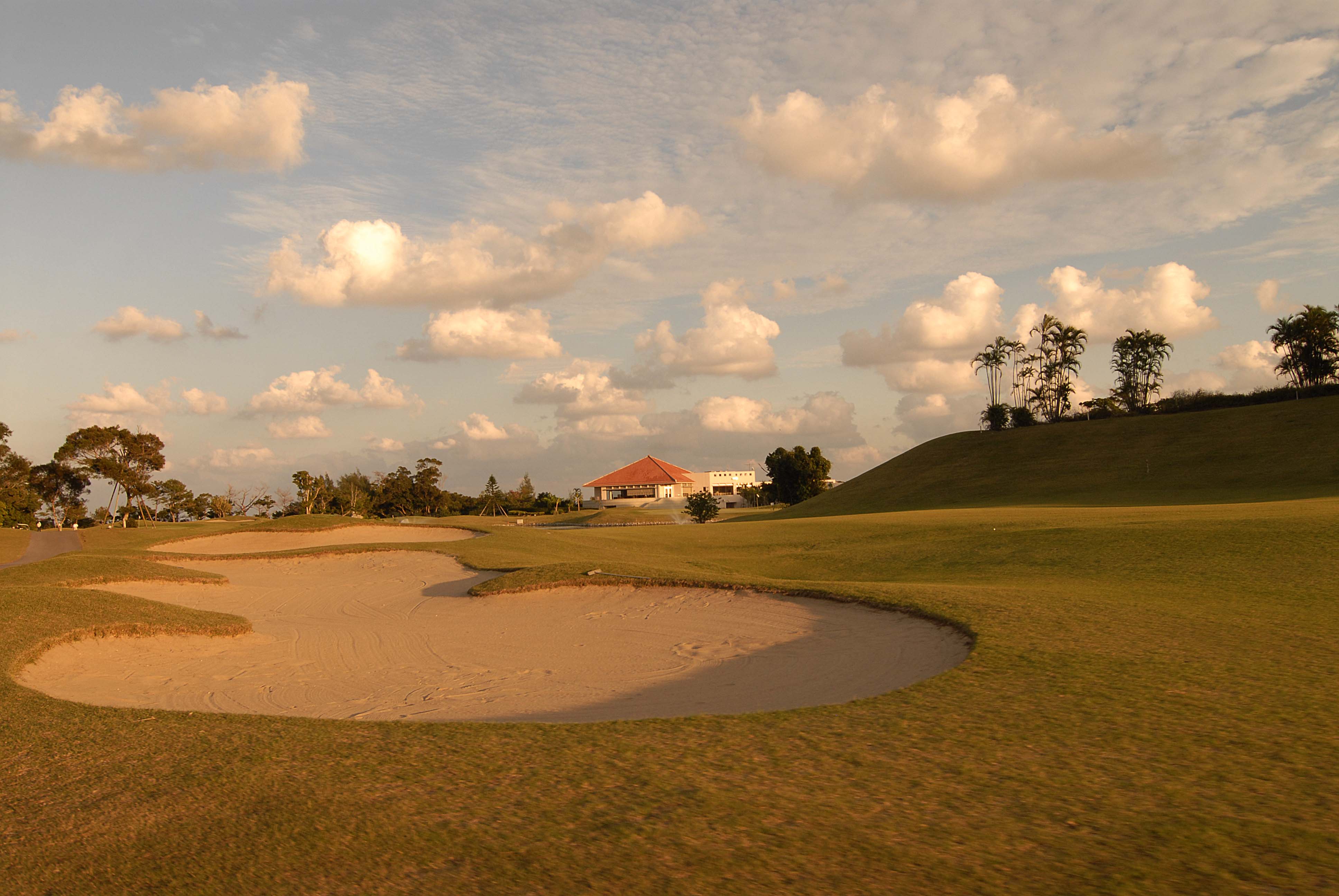宜野座カントリークラブを予約する｜GDOゴルフ場予約