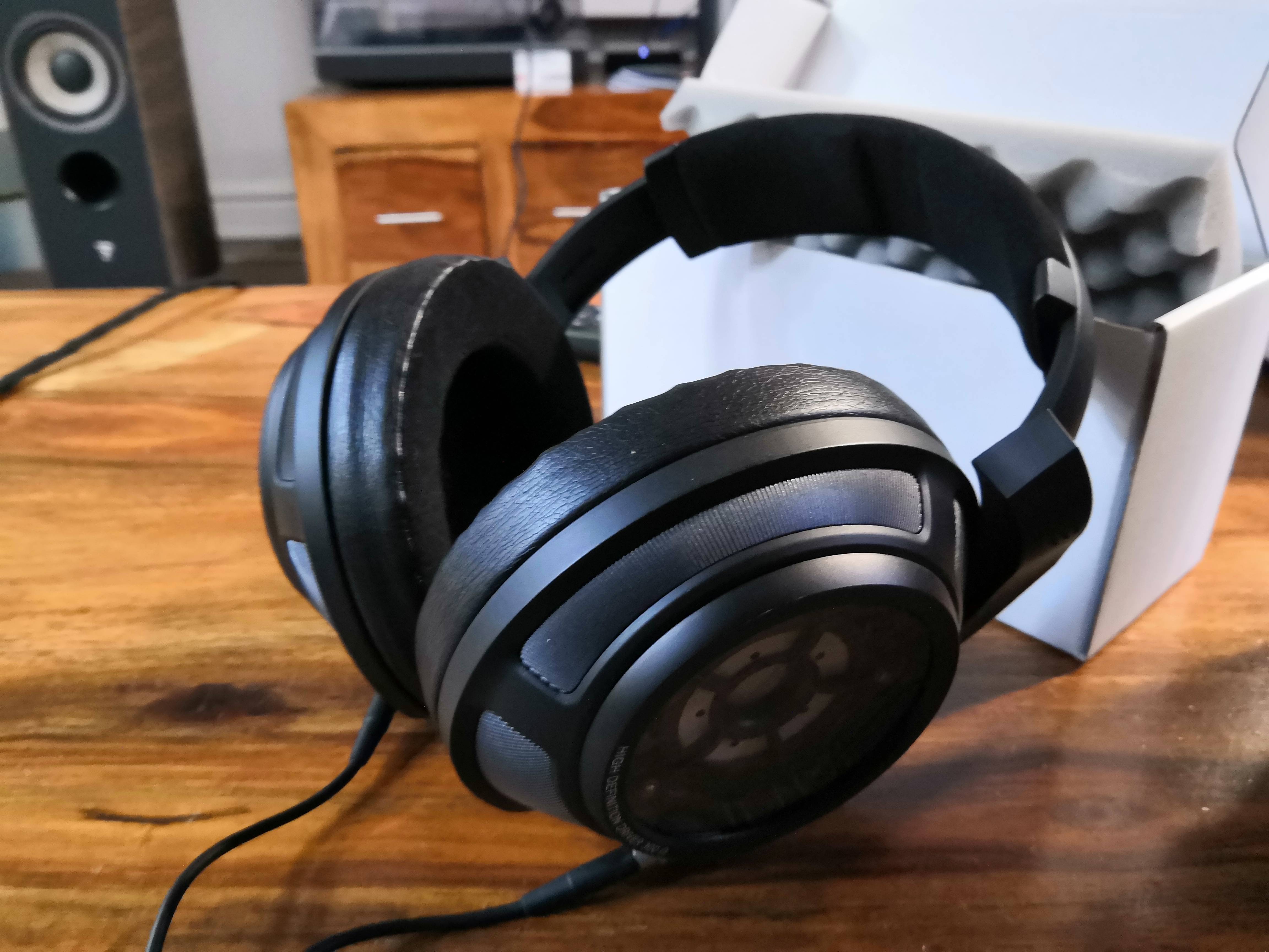 ゼンハイザー HD820 感想 : r/headphones