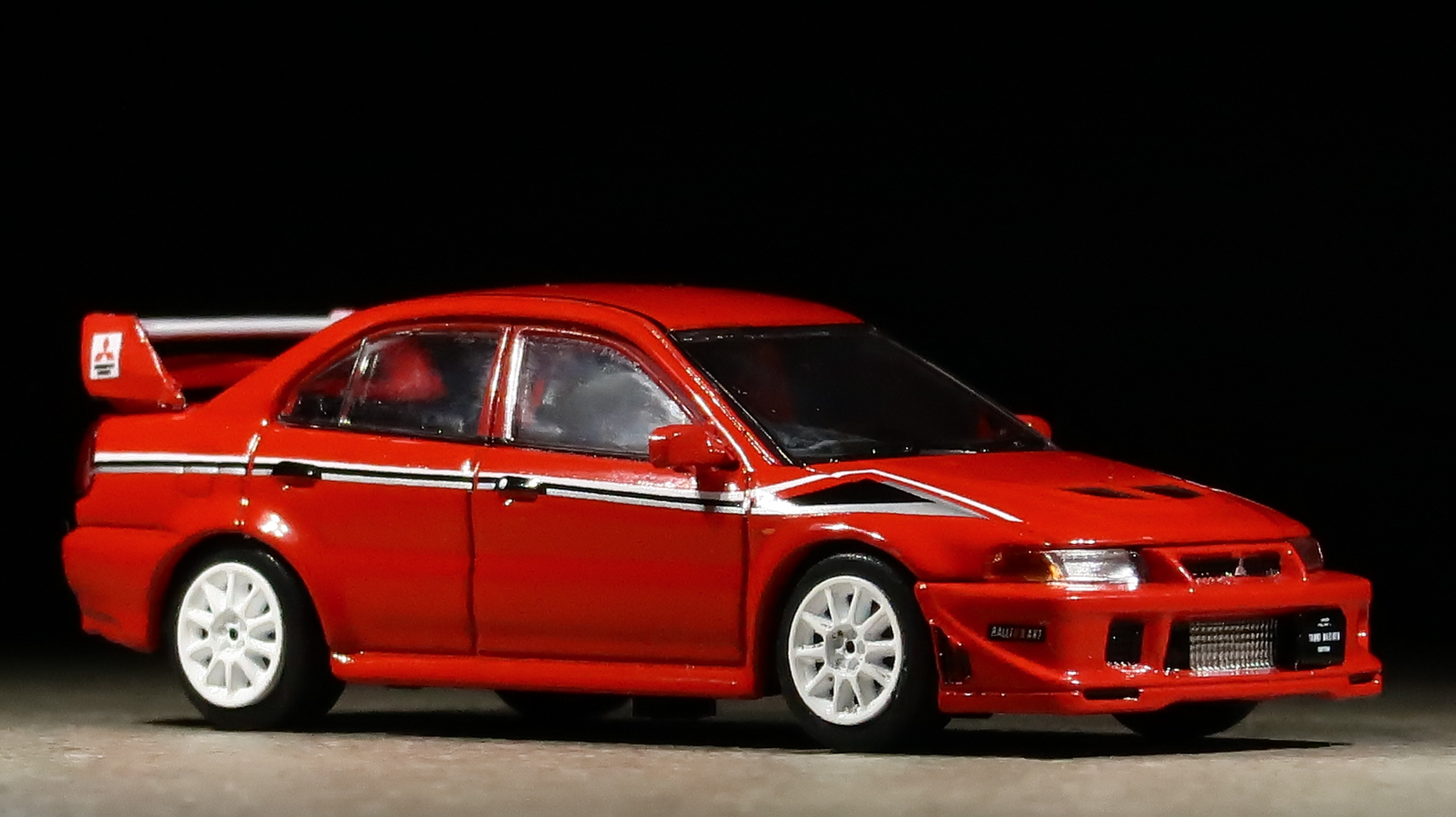 モデルインプレッション】 Tarmac Works 1/64 - Mitsubishi Lancer