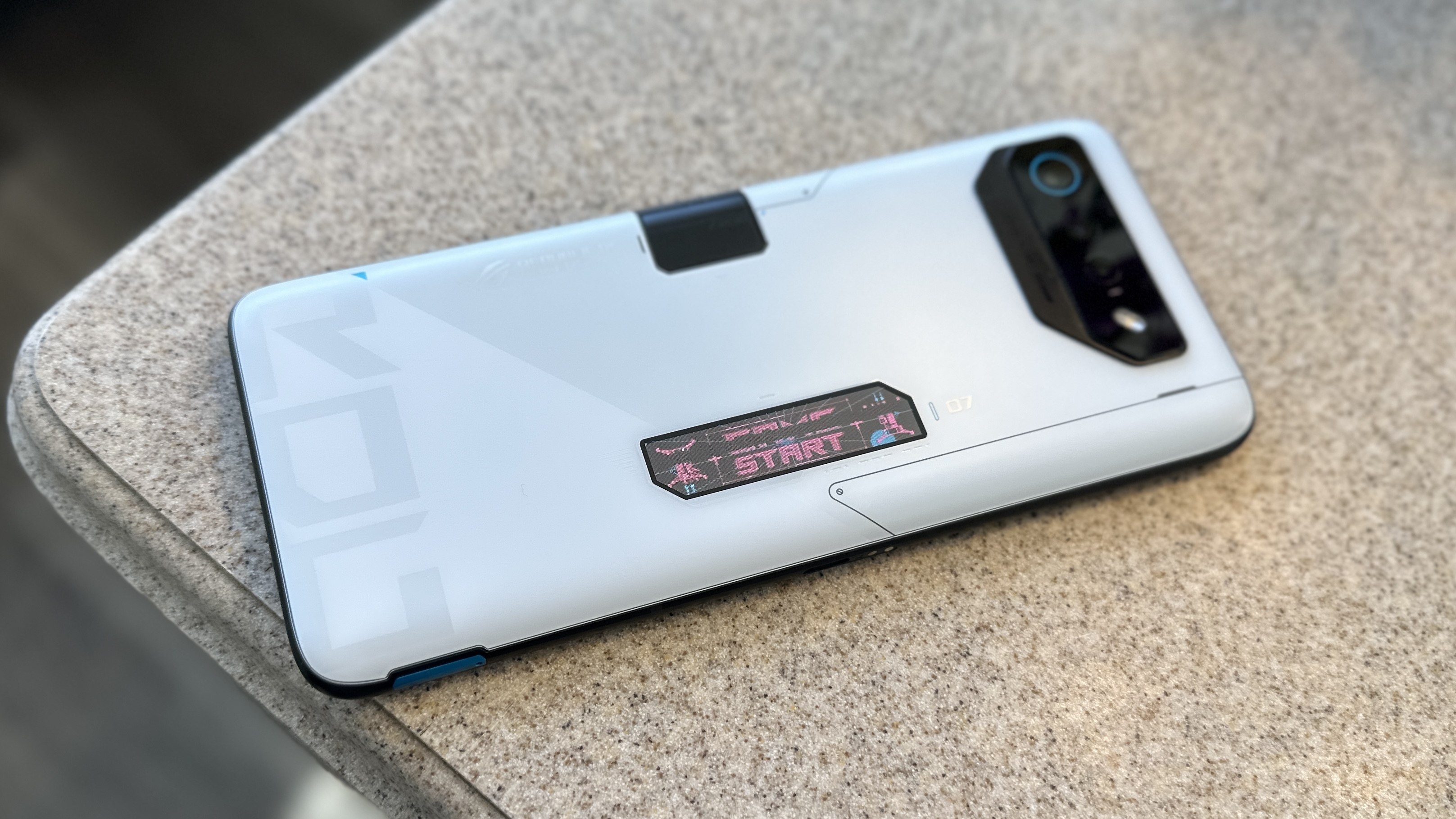 Asus ROG Phone 7 Ultimate Preview | PCMag