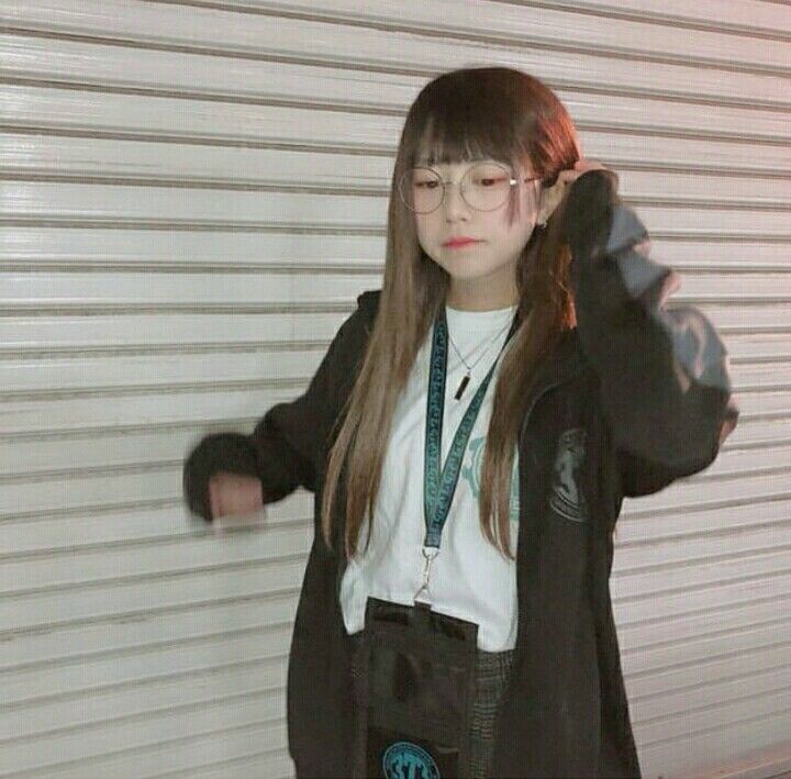 美波」のアイデア 52 件 | シンガーソングライター, eーgirls, 可愛い