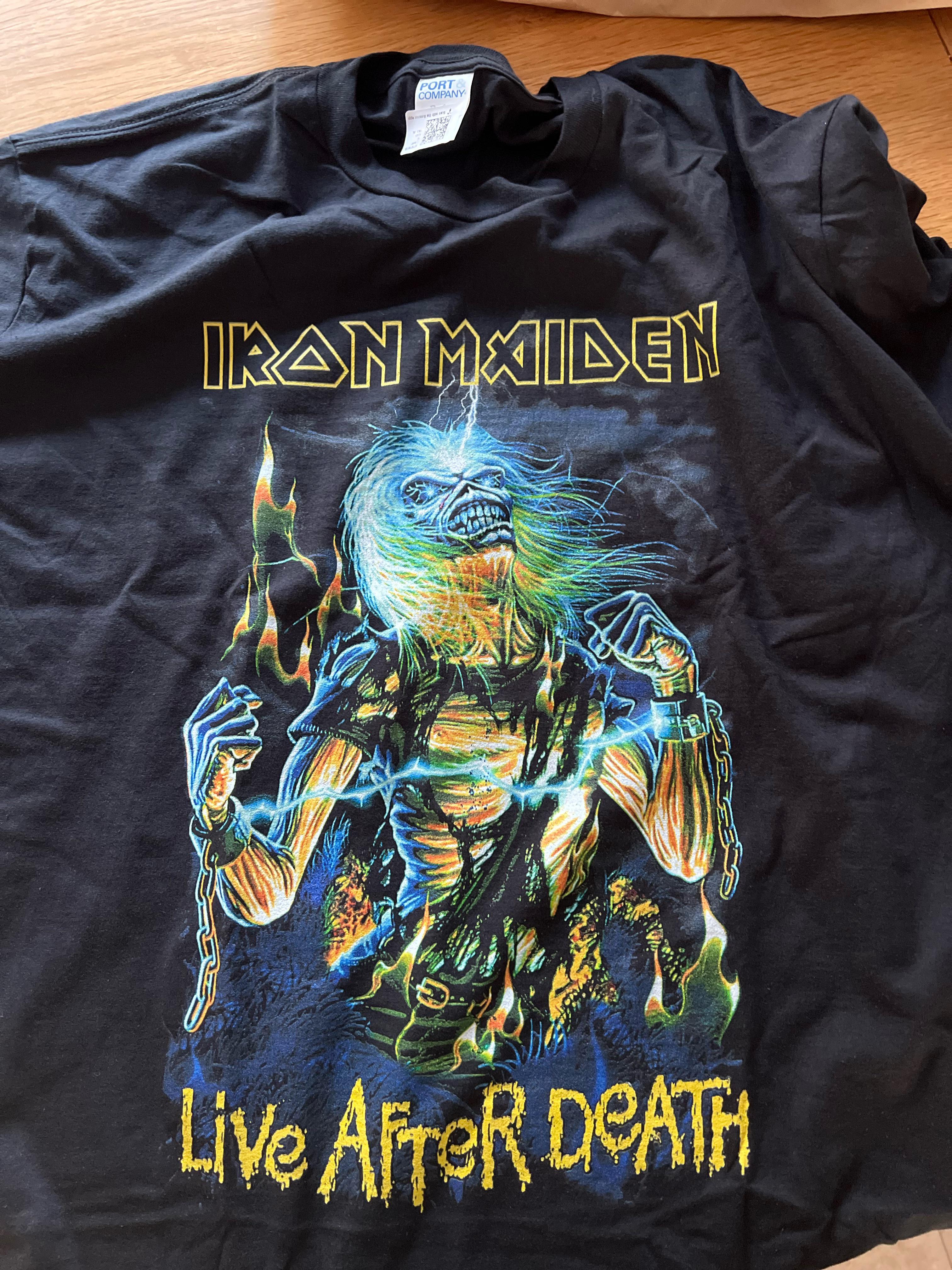 偽物のTシャツを買わされたのかな？ : r/ironmaiden