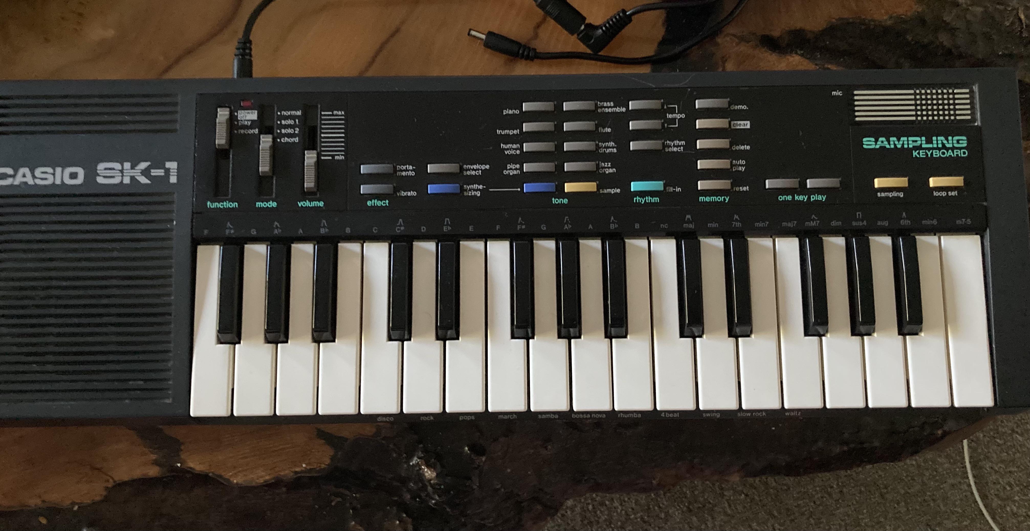 カシオ SK-1 サンプリングキーボード : r/synthesizers