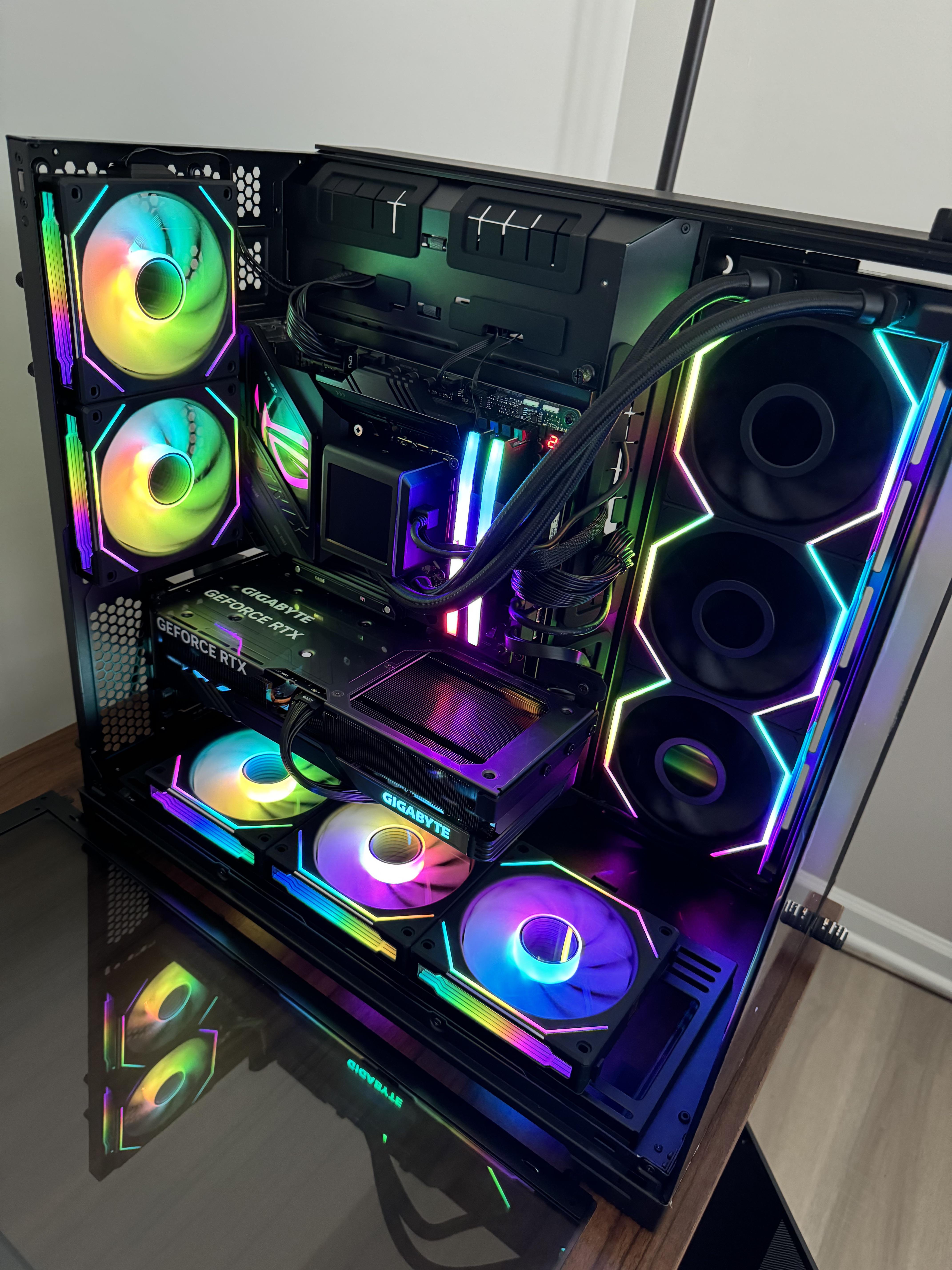 Lian Li GA II LCD 360MM AIO : r/lianli