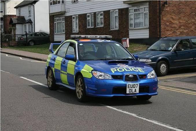 2006年 スバル インプレッサ WRX STi イギリス警察 : r/subaru