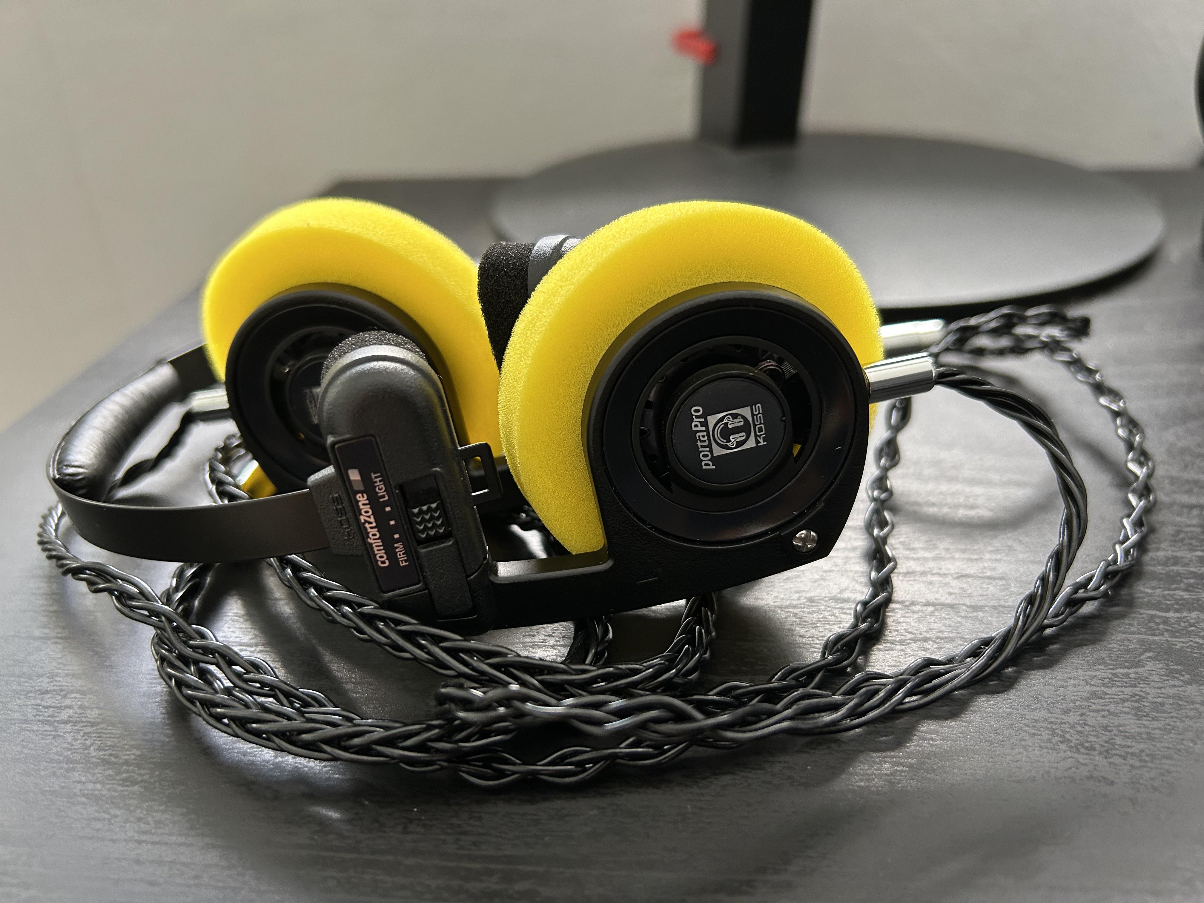 KSC75 + Oversized Koss Pads : r/kossmods