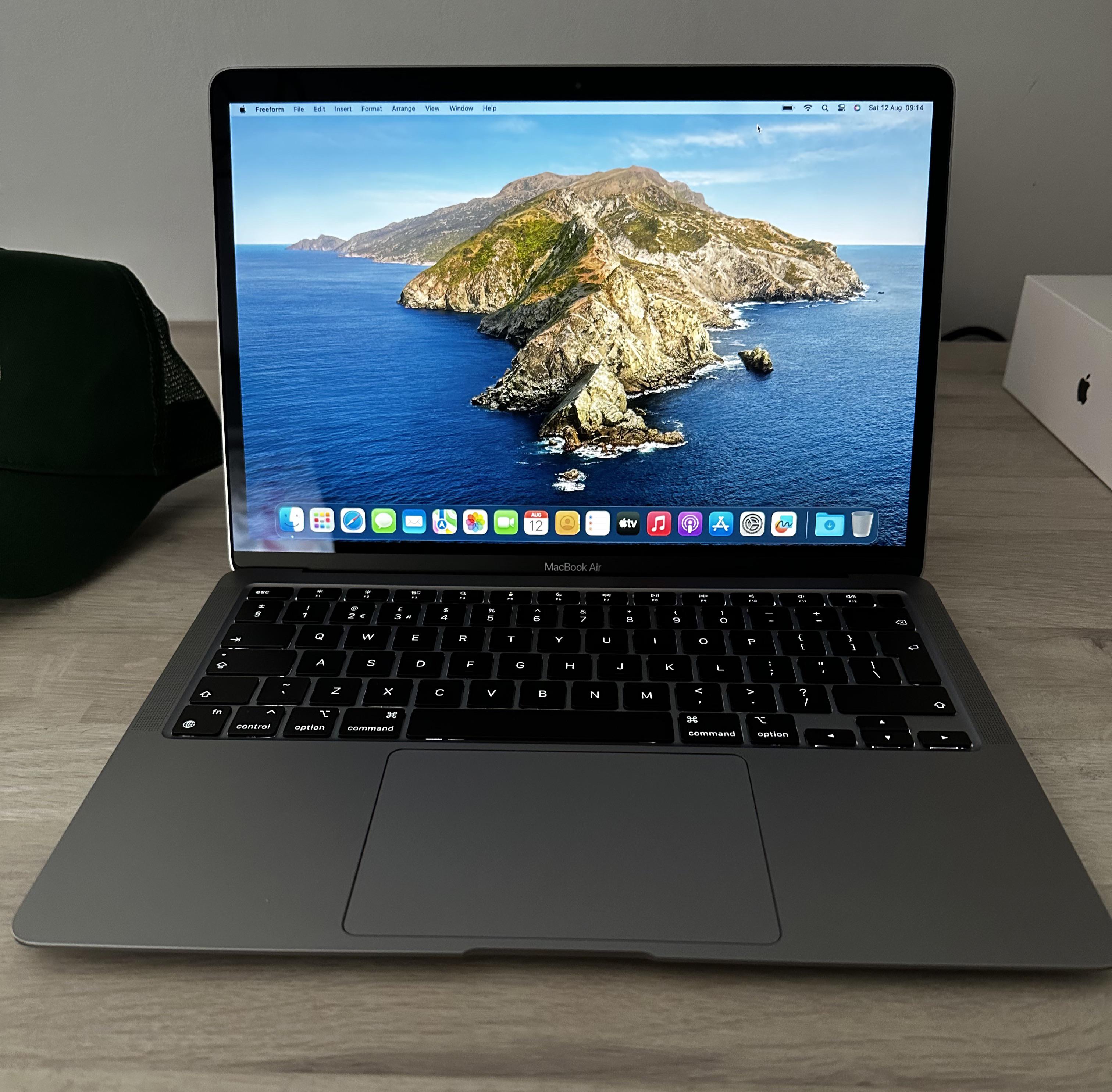 Finally got one. M1 Air 16/1TB Space Grey. : r/macbookair
