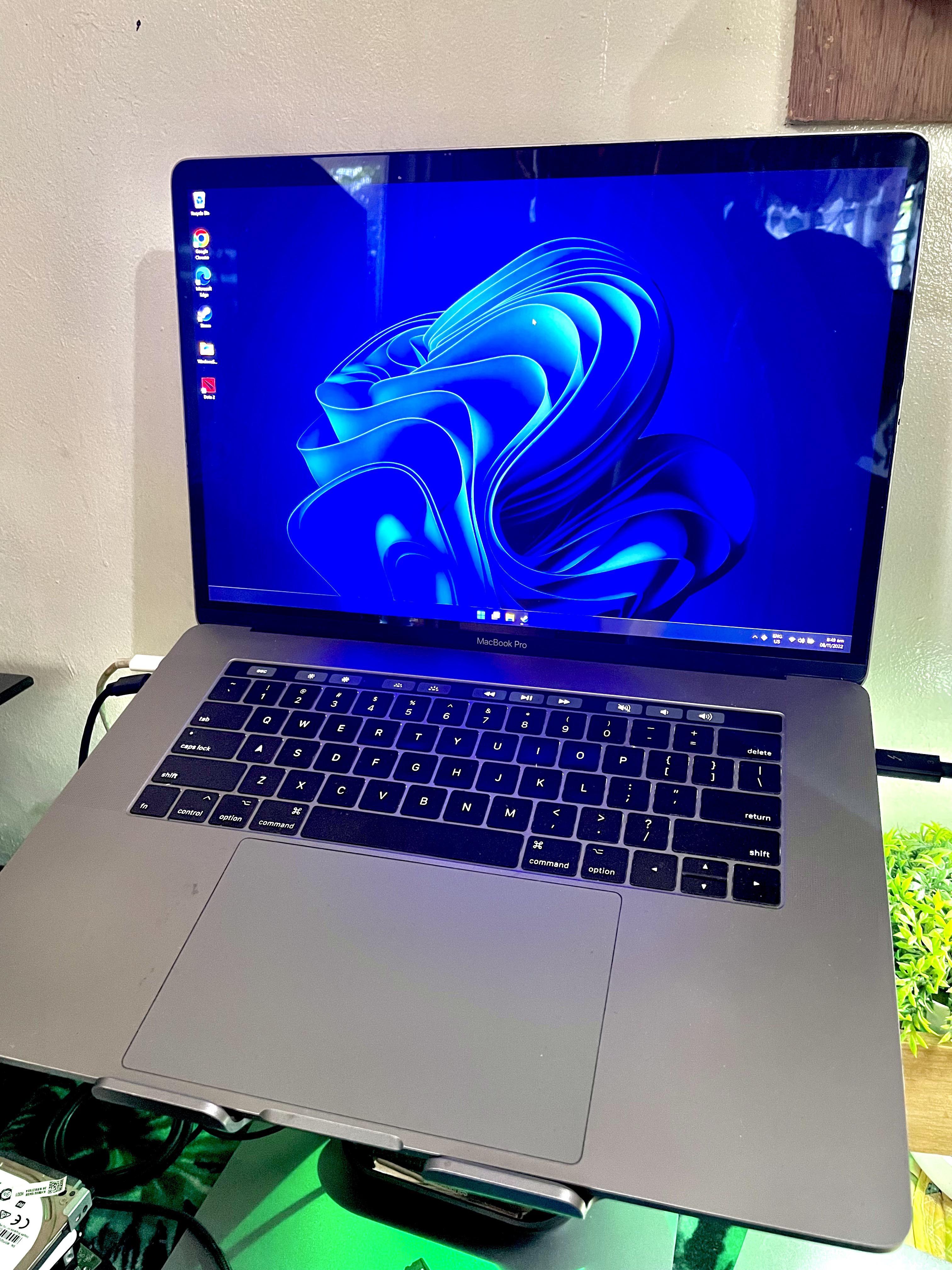 Windows 11 looks really good on Macbook Pro : r/macbookpro