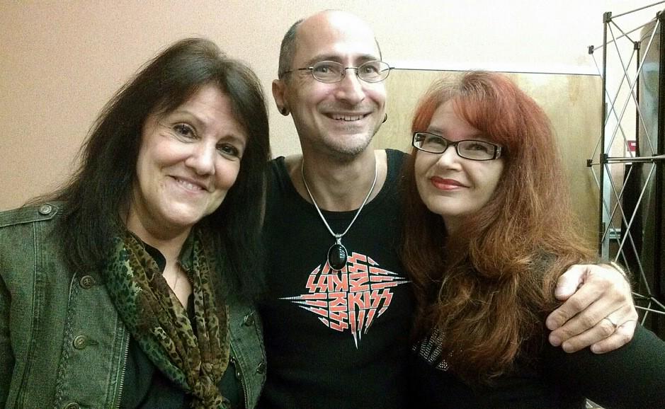 Lydia criss: Sealed with a Kiss + autographed : r/KISS