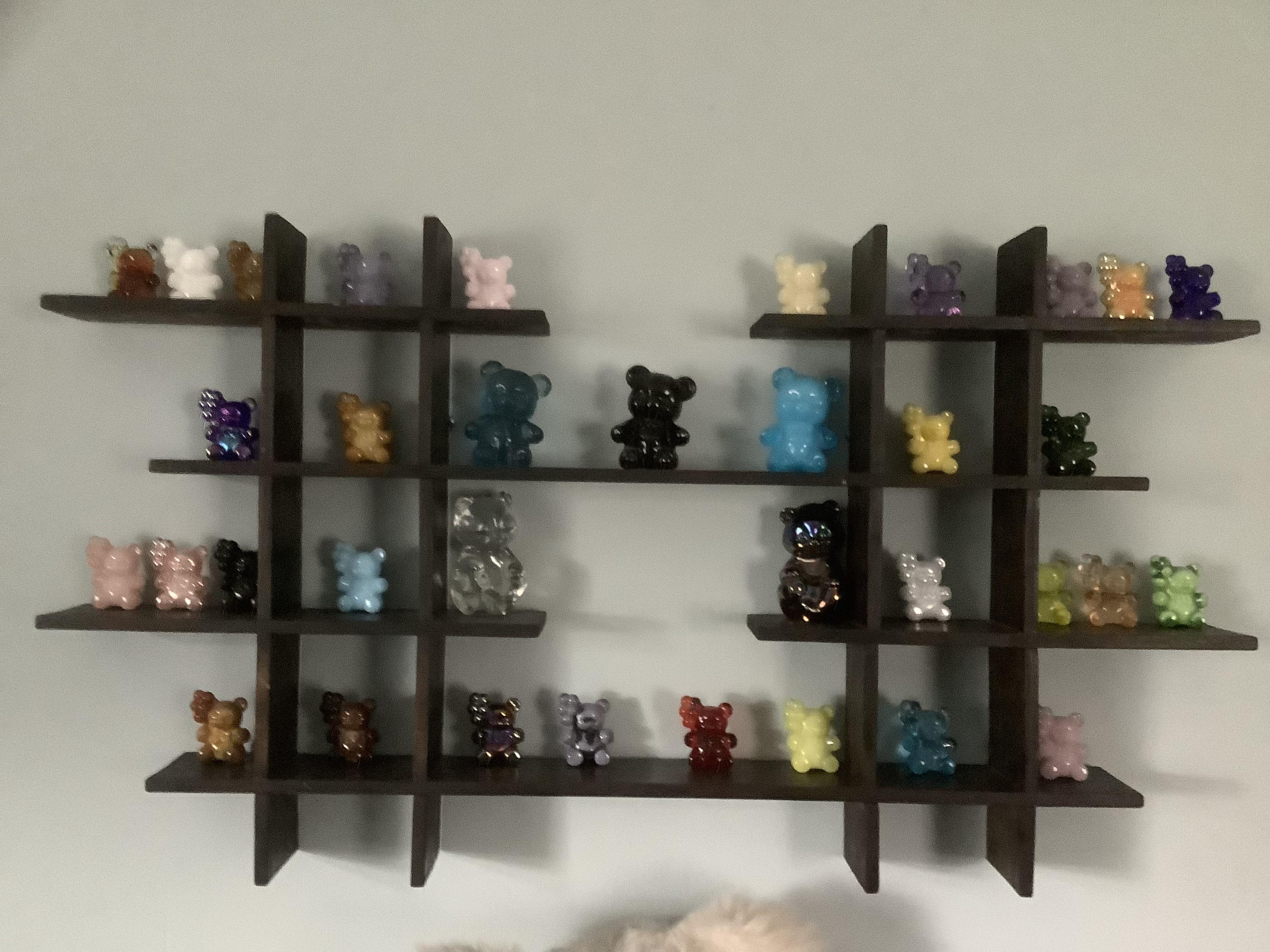 Boyd bears? My grandmother collected them and I'm looking to sell