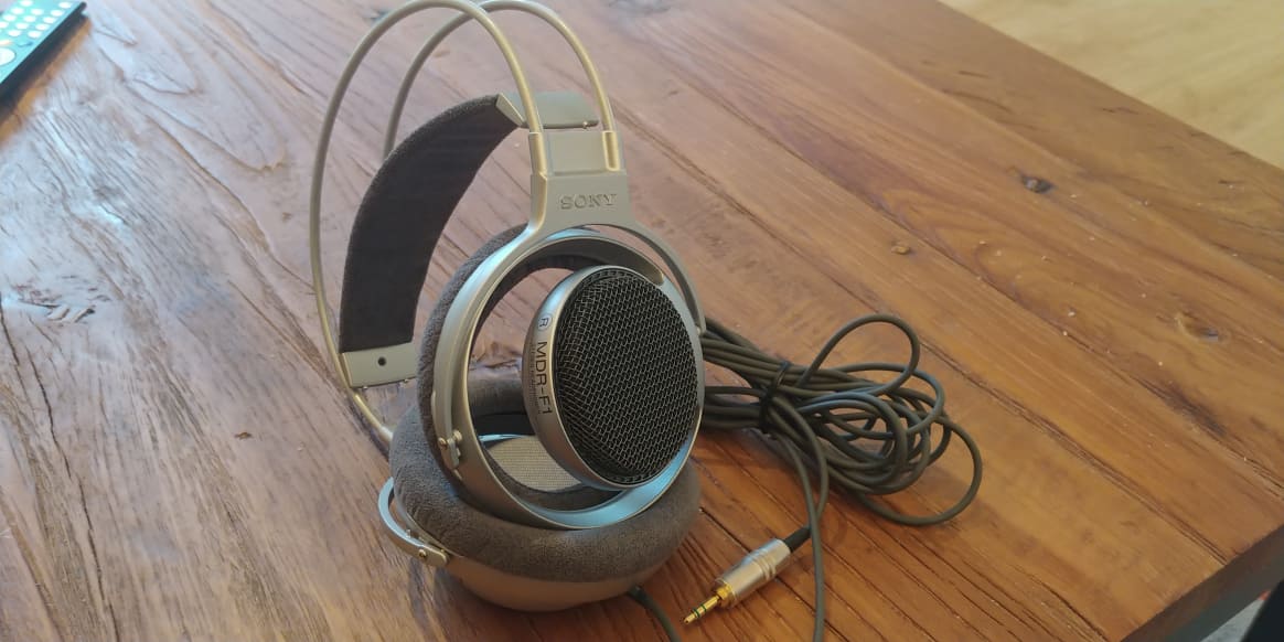 Sony MDR-F1 の感想 : r/headphones
