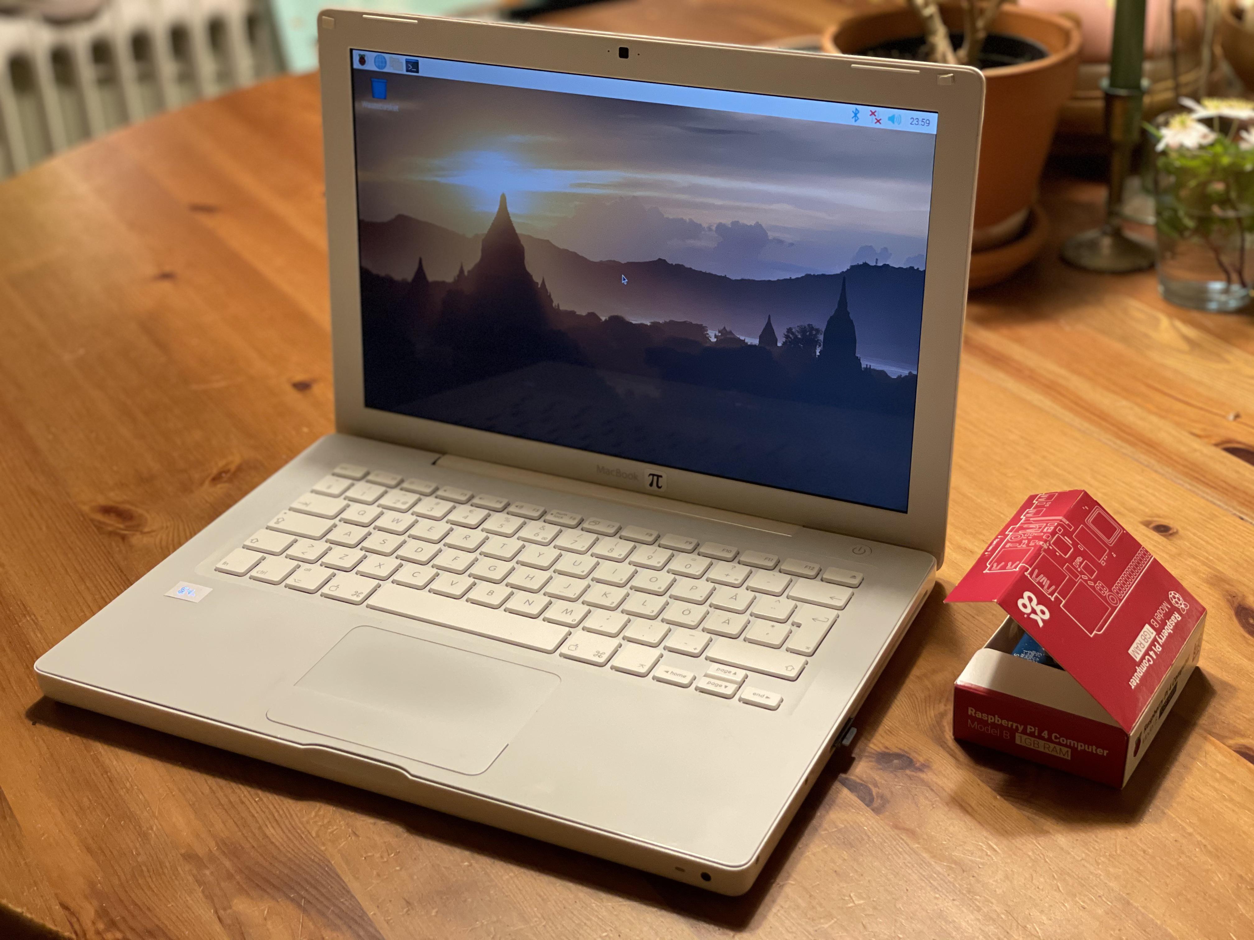 Macbook Pi from an old A1181 and rpi4 : r/raspberry_pi