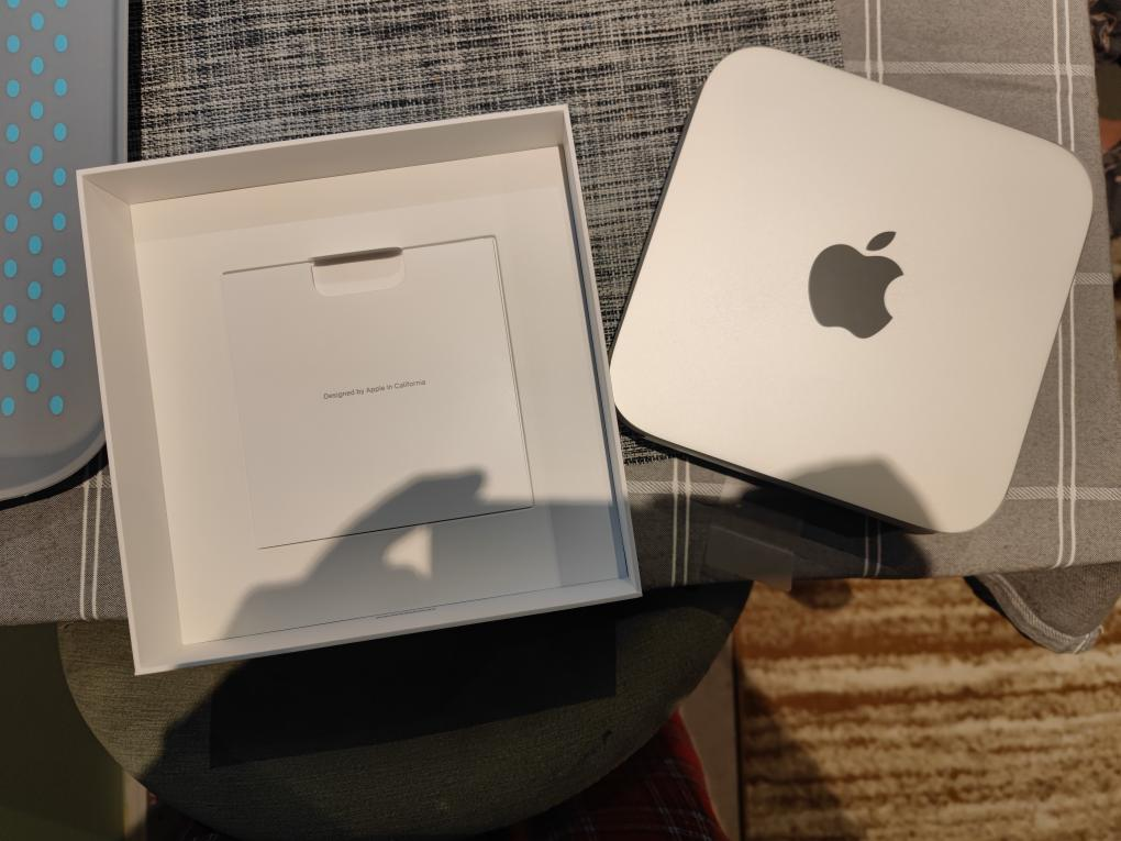 2020 M1 Mac Mini 16GB RAM, 256GB SSD, after non-stop wait, it's
