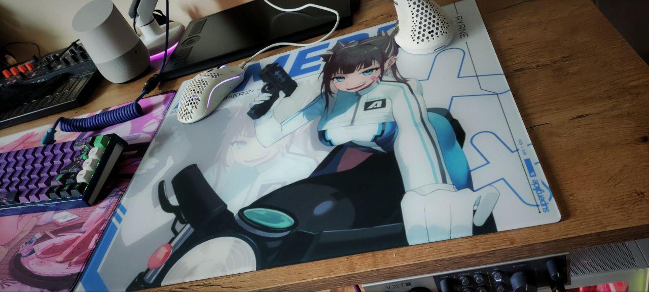 Aimerz Ayane Edition] Superglide Glass Mousepad XL : r/PulsarGG
