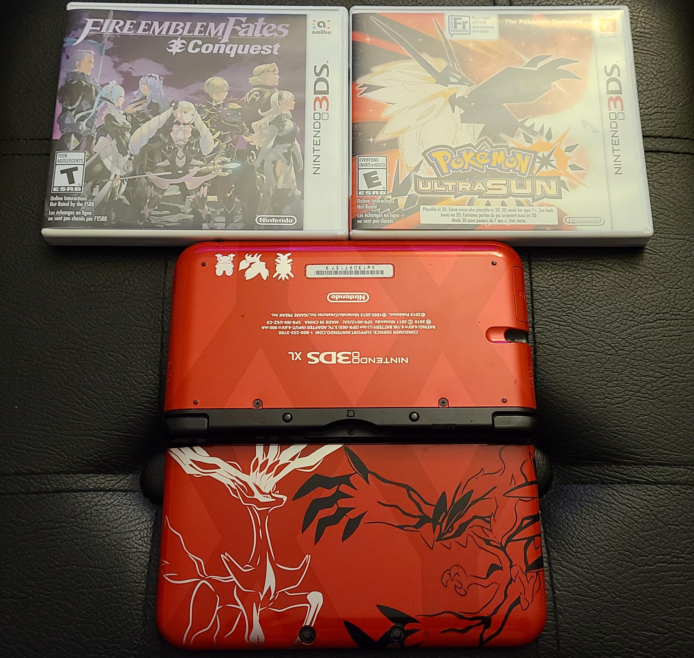やっと見つけた！ポケモンX・Yの3DS XLのレッドバージョン。ウルトラ