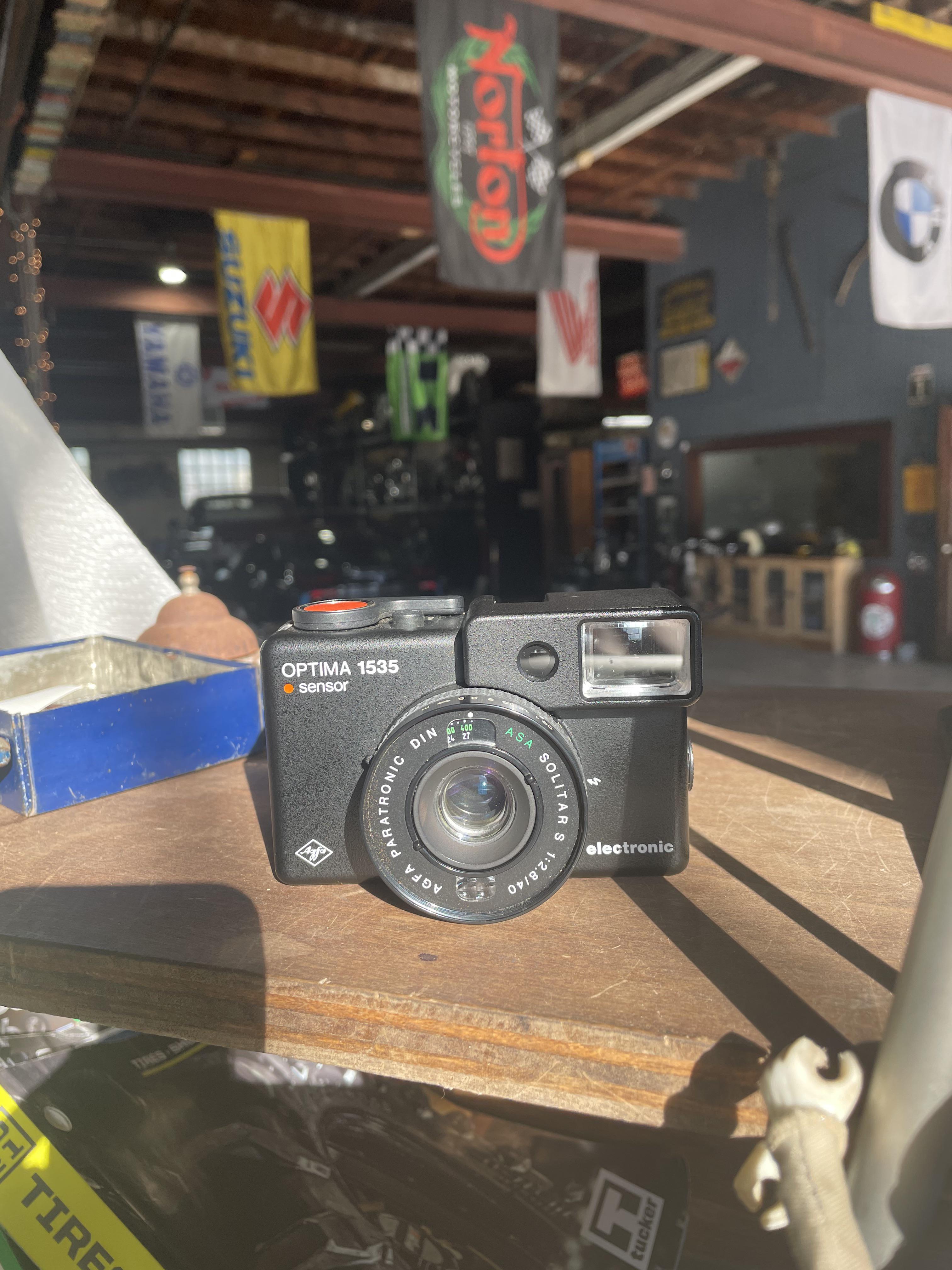 最初の小さなポイントアンドシュート！ Agfa 1535 : r/AnalogCommunity