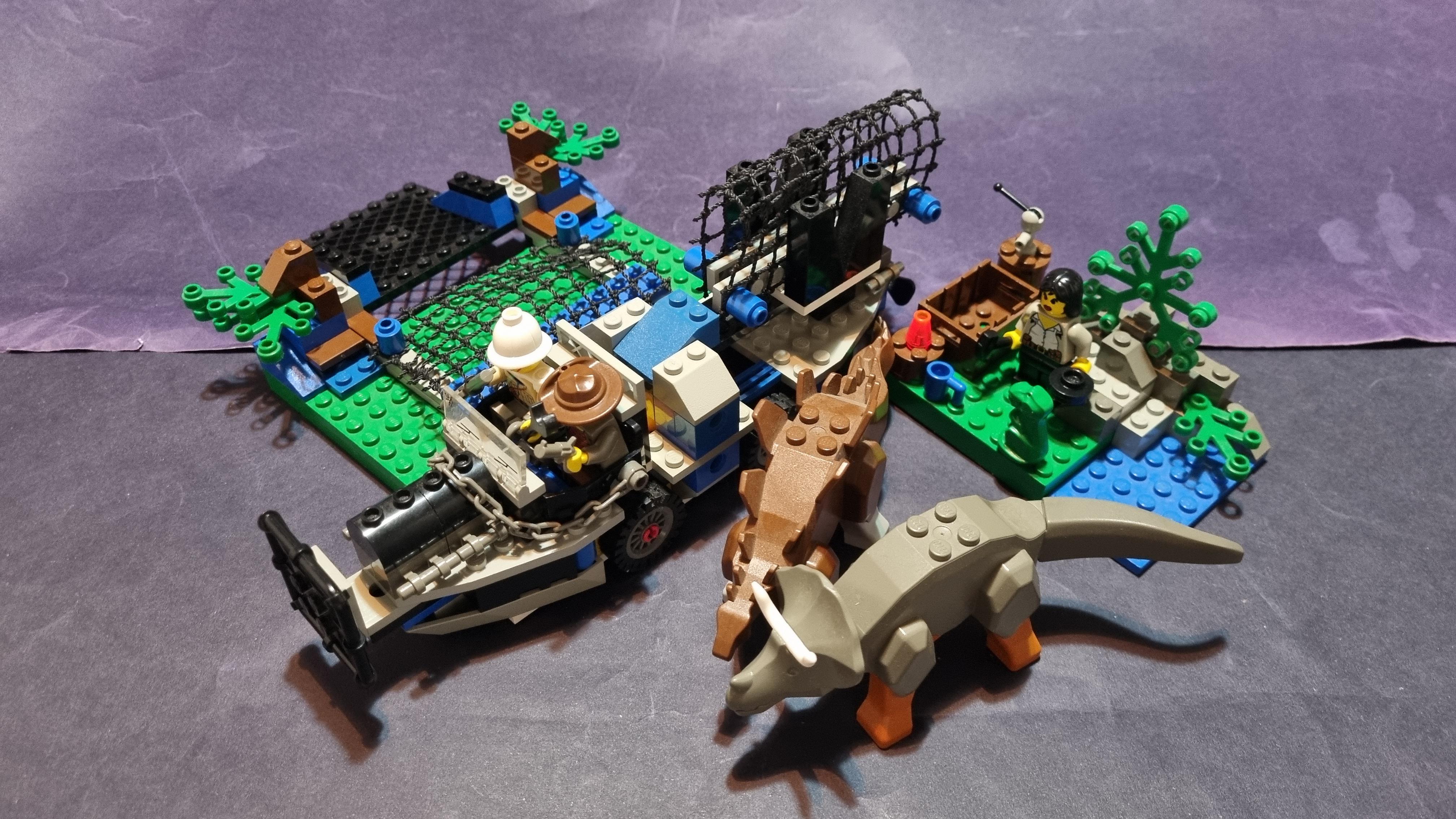 Adventurers Dino Island 5955 All-Terrain Trapper : r/lego