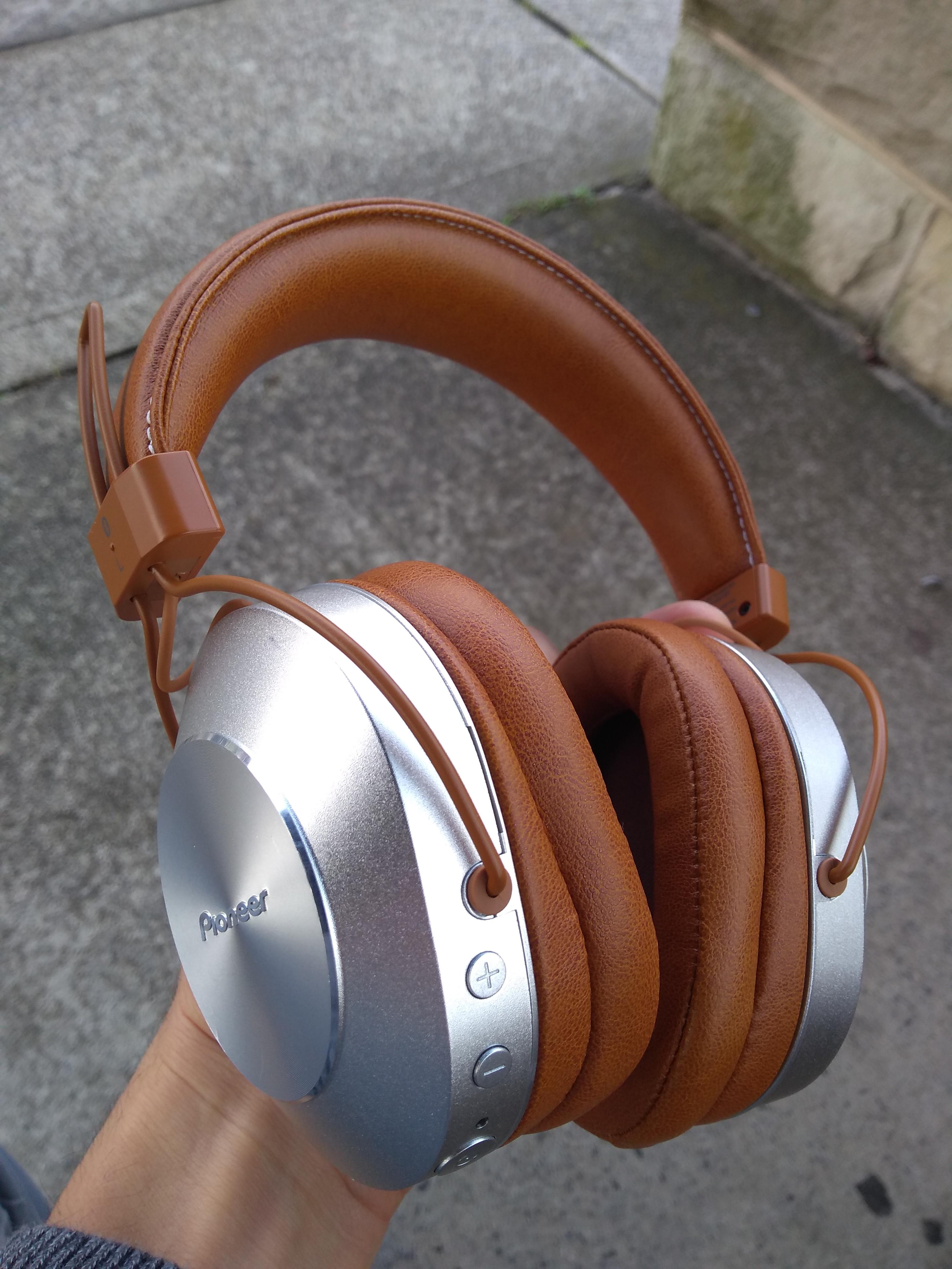 Review of Pioneer se ms7bt : r/headphones