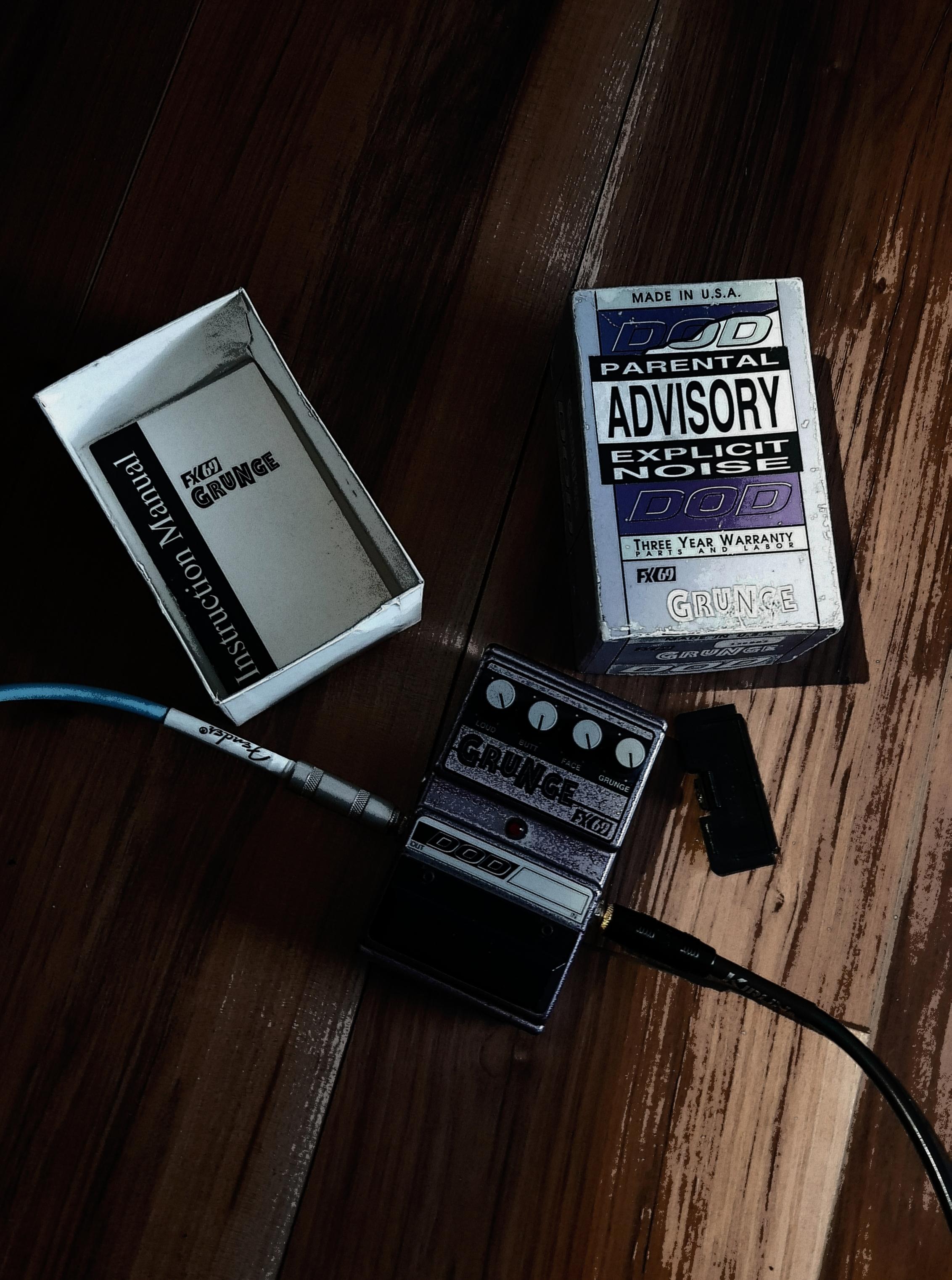 i paid 200e for the first DOD Grunge with manual and box : r